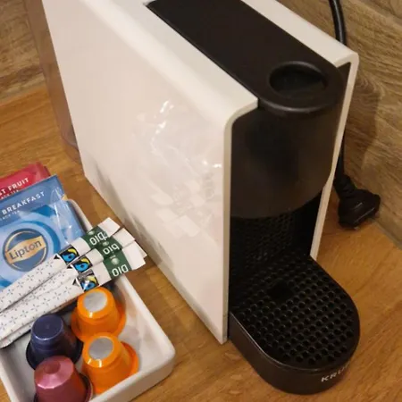 Cozy Retreat - Completely Renovated In A Perfect Location