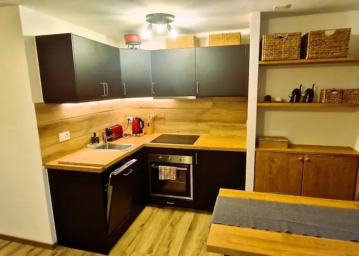 Cozy Retreat - Completely Renovated In A Perfect Location 克莱恩 蒙塔纳